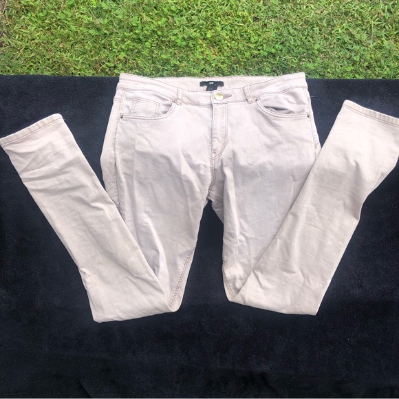 H&M Skinny Khaki Pants Size 10 - Picture 6 of 10